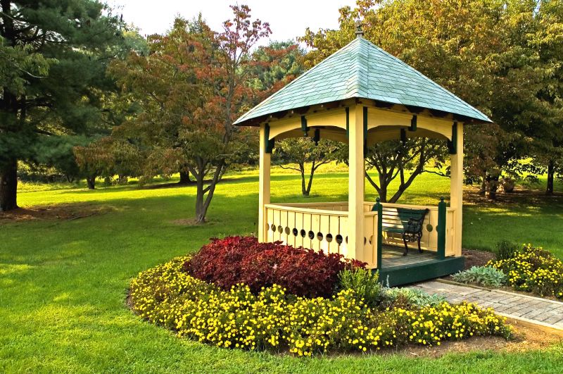Garden Gazebo Assembly